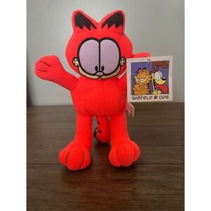 Garfield Plush Stuffed Animal Orange Cat Paws Inc Jim Davis NWT Vintage Toy 9"